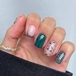 Uñas Verdes Después de Usar Postizas: Causas, Soluciones y los Mejores Productos para el Cuidado de Tus Uñas